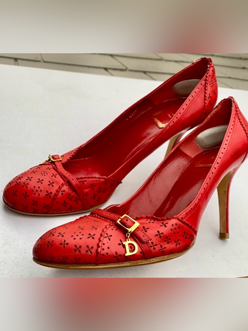 Christian Dior Red Leather  Shoe 👠 Pumps size 41 1/2